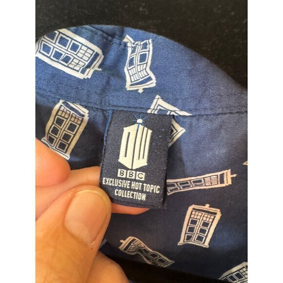 BBC Hot Topic Men's Blue Shirt Size S short sleeve collared button‎ up cotton - Picture 3 of 8